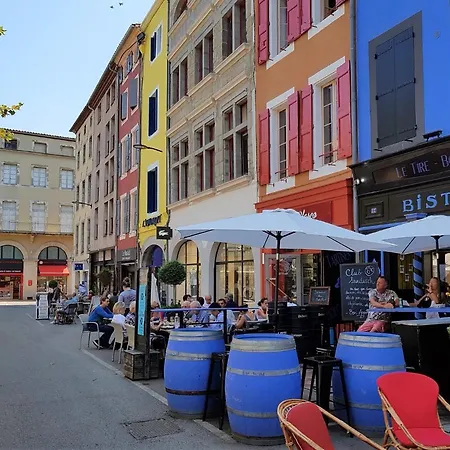 Pour Des Vacances Idylliques Pres De La Cite ! 别墅